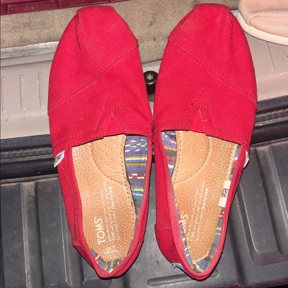 TOMS Vibrant Red Canvas Slip-Ons